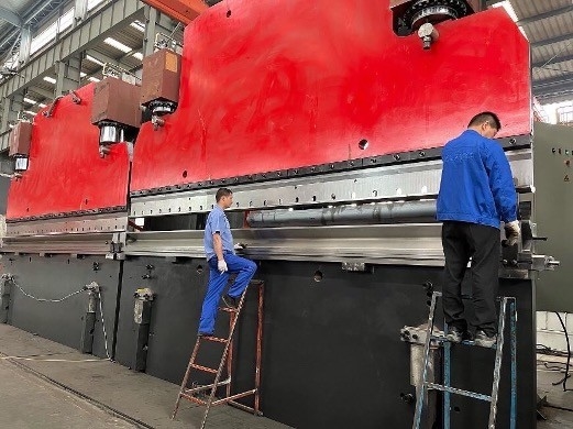 Otomatik Yüksek Hızlı Boru Yapım Makinesi 18m/min Metal Boru Üretimi