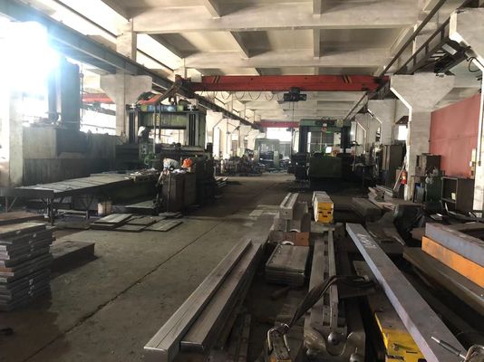 konik yuvarlak ve poligon kutup takım/ışık direği için kalıp rusya ışık direği üreticisi için 10 m