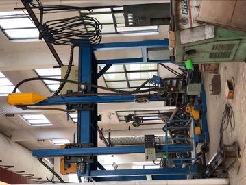 Yüksek mast kalınlığı Q345 CNC baskı frenleri ve sütunlar arasındaki mesafe 2600 mm'dir.