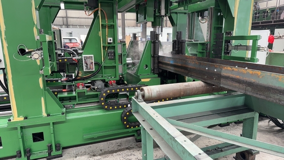 Yüksek Hızlı CNC Kiriş 3D Delme Makinesi 7 Eksen Yüksek Verimlilik ve Hassasiyet