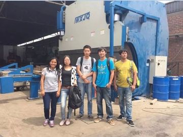 Müşteri İhtiyaçları İçin 16mm Yüksek Direk Kalınlığı ve 600mm Arka Ölçü Aralığına Sahip CNC Katlama Bükücü